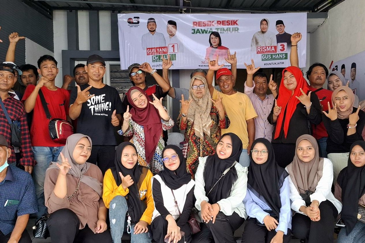 Kader PDIP Gresik Gencar Sosialisasi Program Risma-Gus Hans dan Gus Yani-Alif