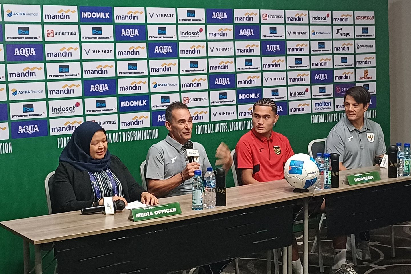 Lawan Laos, Vanenburg Sebut Kondisi Pemain Timnas U-23 Lebih Baik dari Sebelumnya