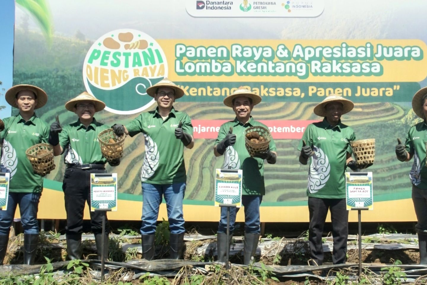 Petrokimia Gresik Ajak Petani Tingkatkan Produktivitas lewat Lomba Kentang Raksasa