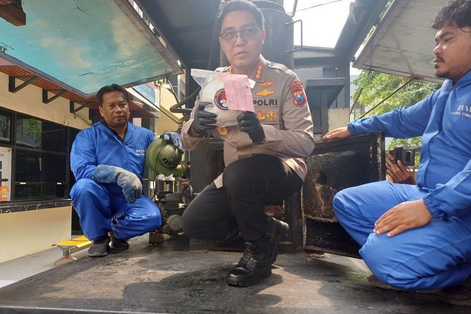 Polda Jatim Memusnahkan 9,3 Kg Sabu dan 3 Butir Ekstasi
