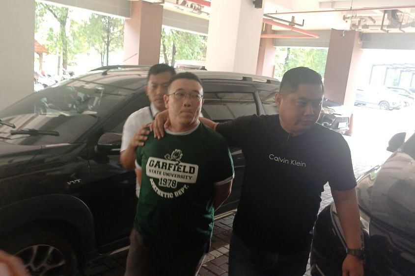 Dalami Pembongkaran Paksa Rumah Nenek Elina, Penyidik Polda Jatim Periksa Samuel