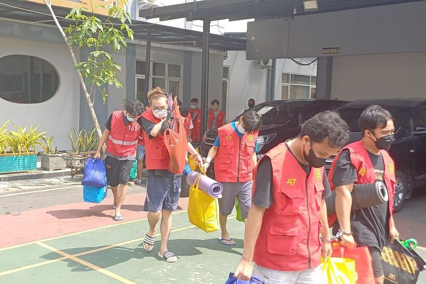 Kejari Surabaya Membagi Berkas Perkara Pesta Seks Gay dalam Beberapa Kluster
