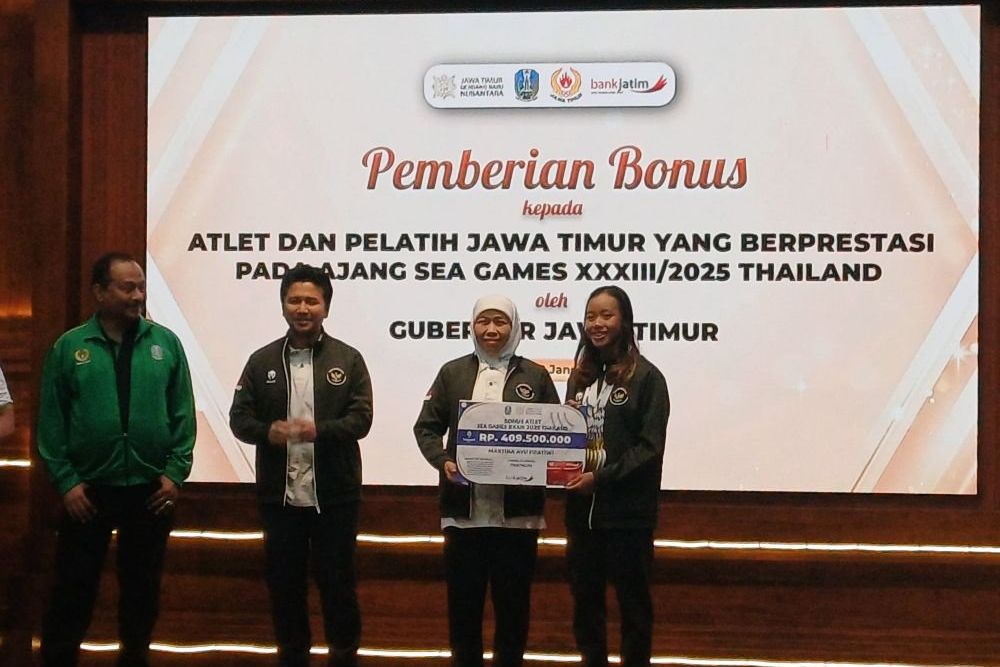 Khofifah Kucurkan Bonus Bagi Atlet Jatim Berprestasi di SEA Games Thailand