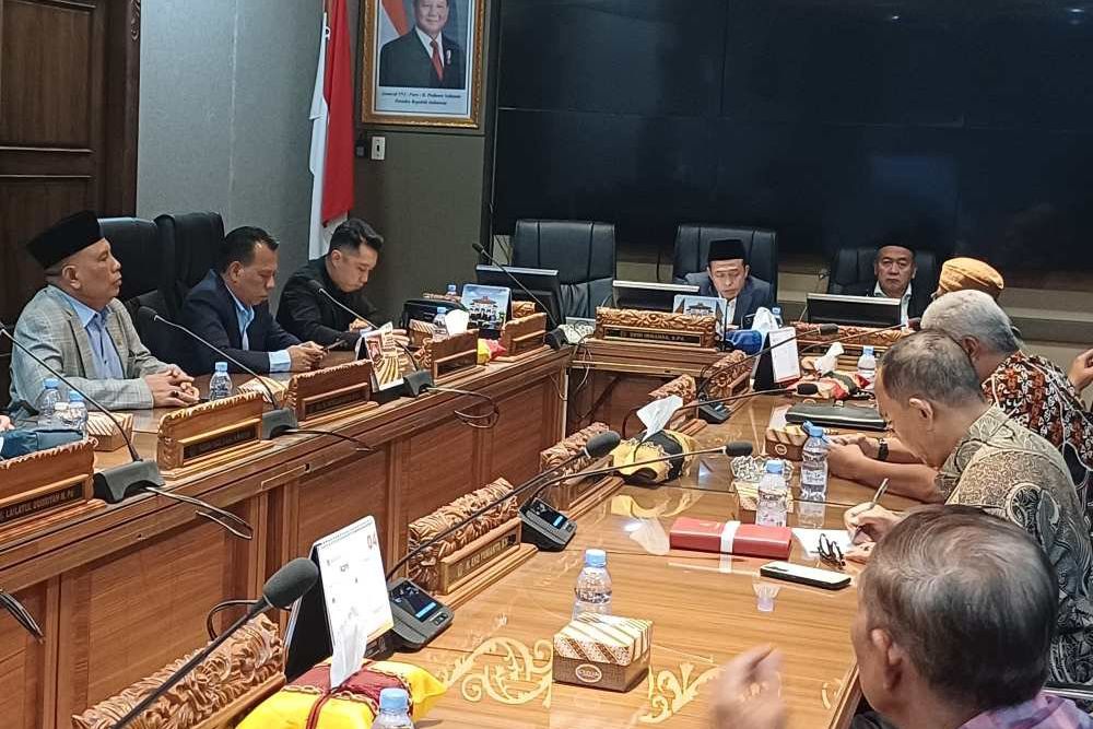 Jalan Pandugo Surabaya Rawan Kecelakaan Maut, Warga Mengadu ke DPRD Jatim