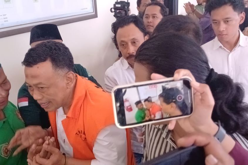 Sidang Perdana, Bupati Ponorogo Nonaktif Didakwa Terima Suap dan Gratifikasi