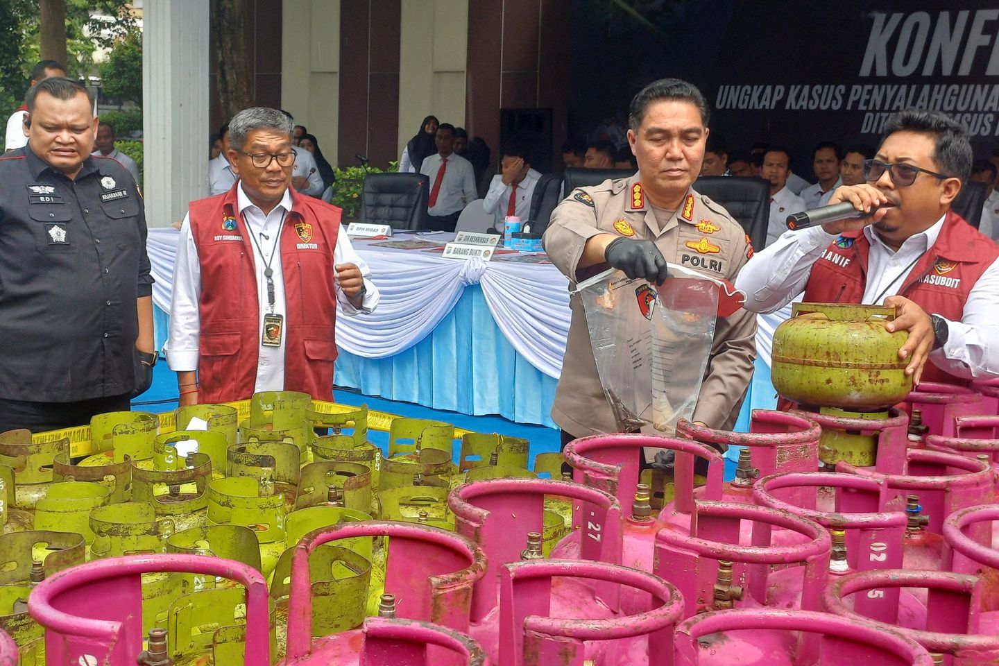 Polda Jatim Bongkar Skandal BBM Subsidi, Kerugian Negara Rp7,5 Miliar