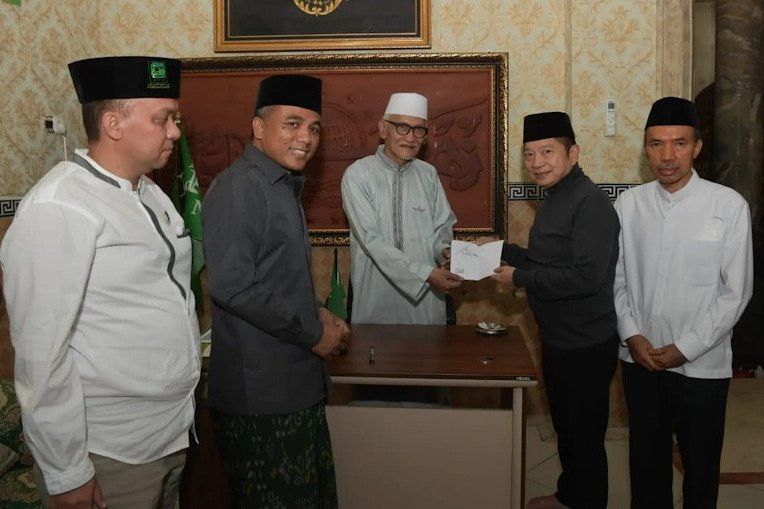 Ketum PPP Sowan ke Rais Aam PBNU, Ini Kata KH Miftachul Akhyar