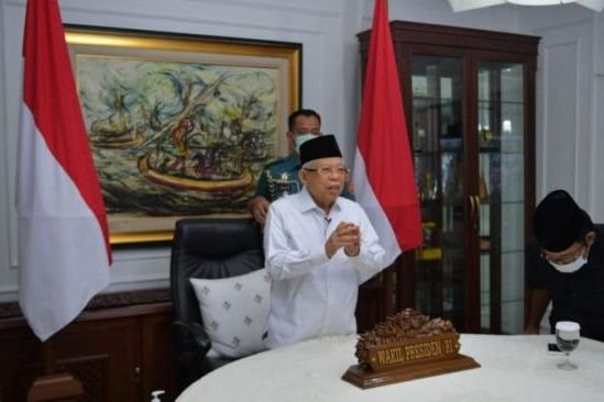 Maruf Amin Resmikan Gerakan Nasional Satu Juta Sajadah Pelindung Covid-19