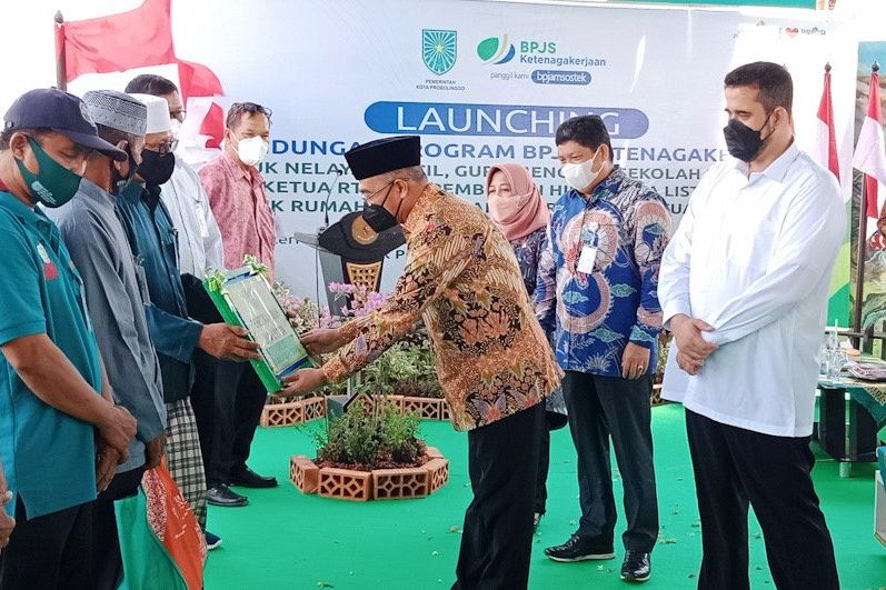 Menko PMK Muhadjir: Kemiskinan Ekstrem Tidak Cukup Diberi Dengan Bansos