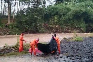 Warga Tenggelam di Aliran Sungai Pekalen Probolinggo Ditemukan Terdampar di Bebatuan