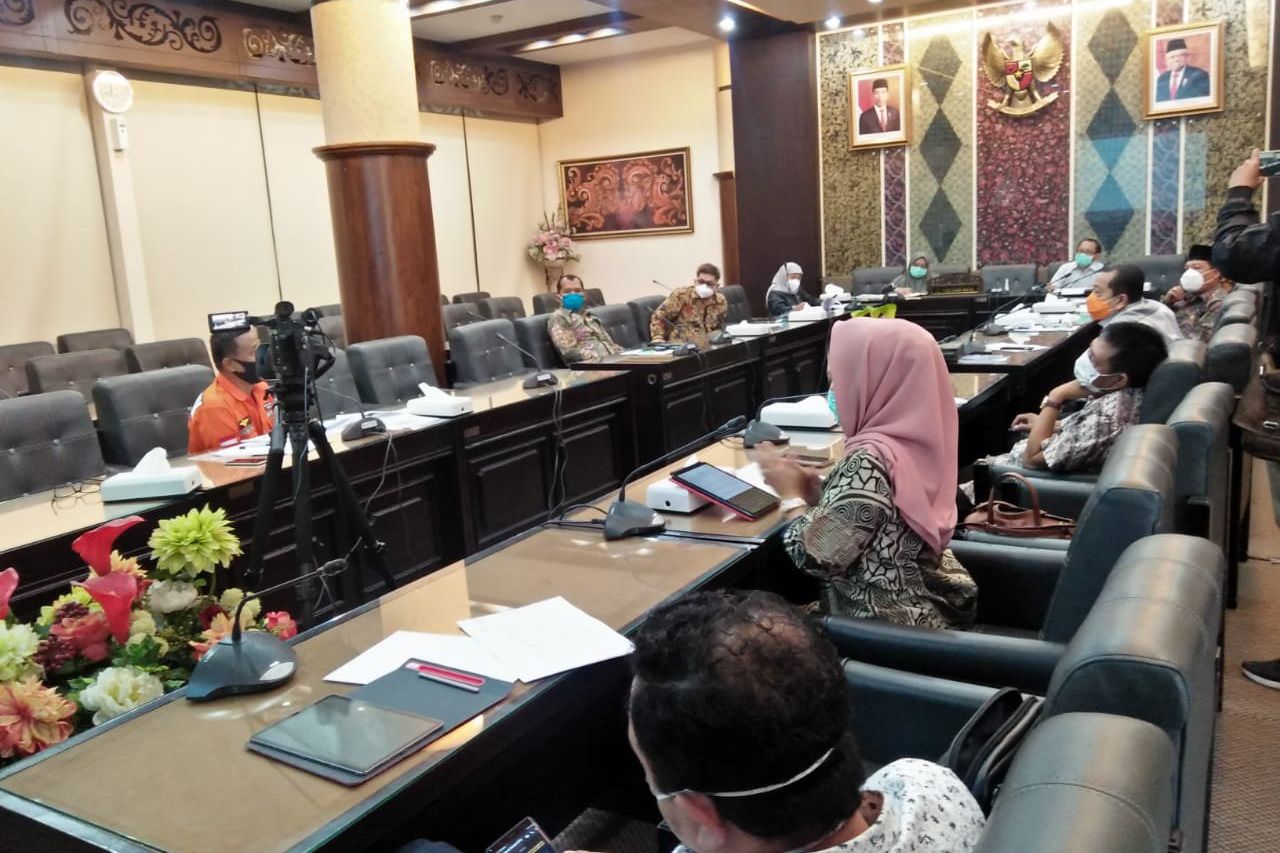 Daerah Tak Setor Rekening, Dana JPS Covid-19 Jatim Tak Bisa Cair