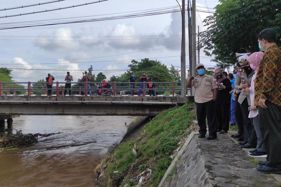 Jembatan di Mojokerto Rawan Ambles, Muatan Diatas 5 Ton Dilarang Melintas