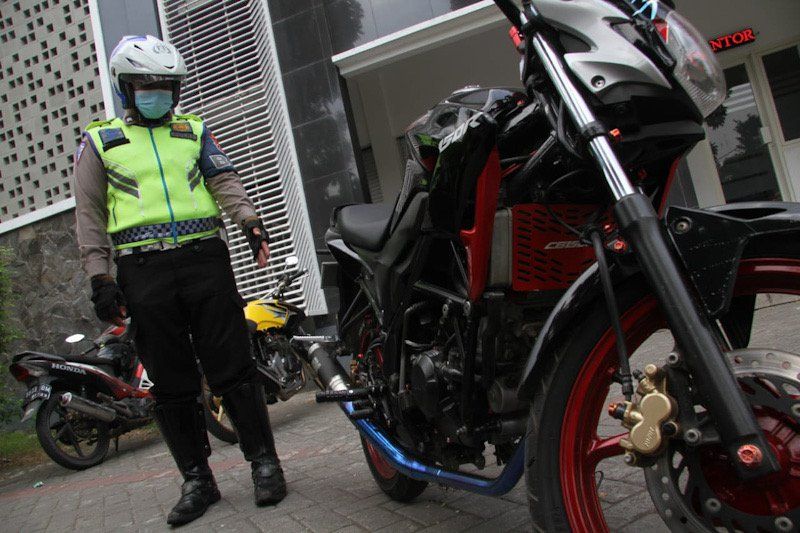 Polisi Razia Knalpot Brong di Sekolah Jombang, Orang Tua: Kita Dukung untuk Efek Jera