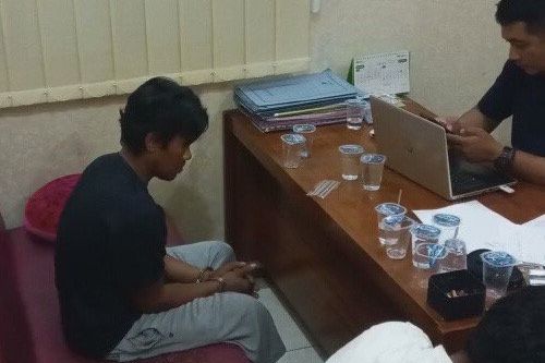 Diduga Dililit Hutang di Bank Titil, Suami di Mojokerto Bacok Istrinya Sendiri
