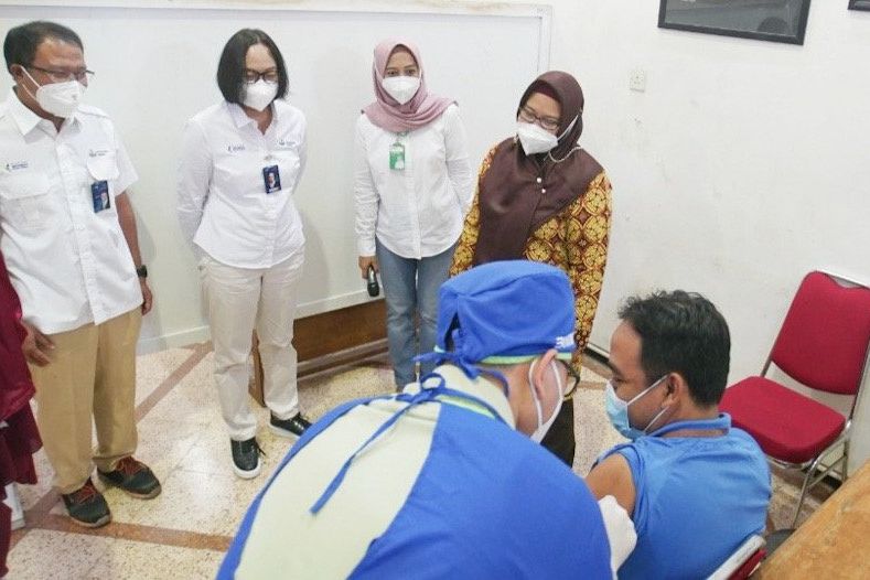 Petrokimia Gresik Bantu Percepatan Vaksin Booster, Seribu Dosis Astrazeneca Disiapkan