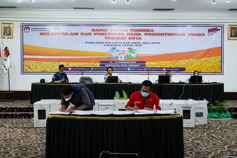 Sempat Diwarnai Keberatan Salah satu Paslon, KPU Surabaya Tetapkan Hasil Rekapitulasi