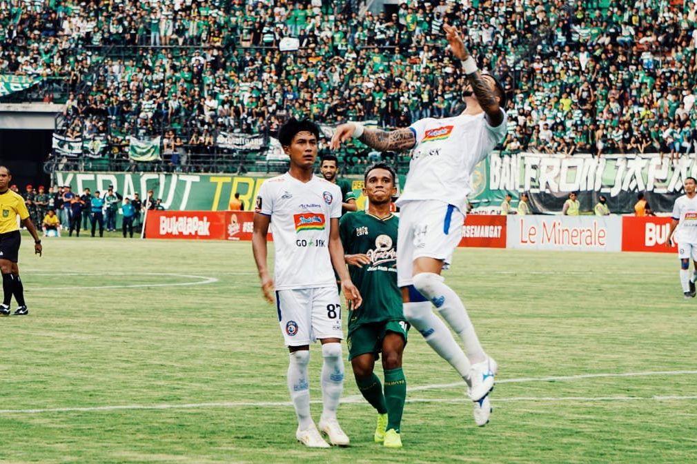 Persebaya Ditahan Imbang Arema Malang