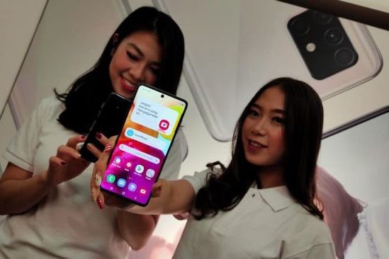 Samsung Galaxy A52 Mulai Tampil di Video Unboxing