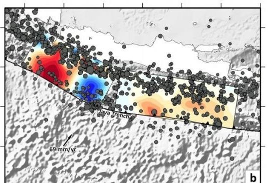 Peringatan Ancaman Tsunami di Selatan Jatim Dibawah Bayang Covid-19