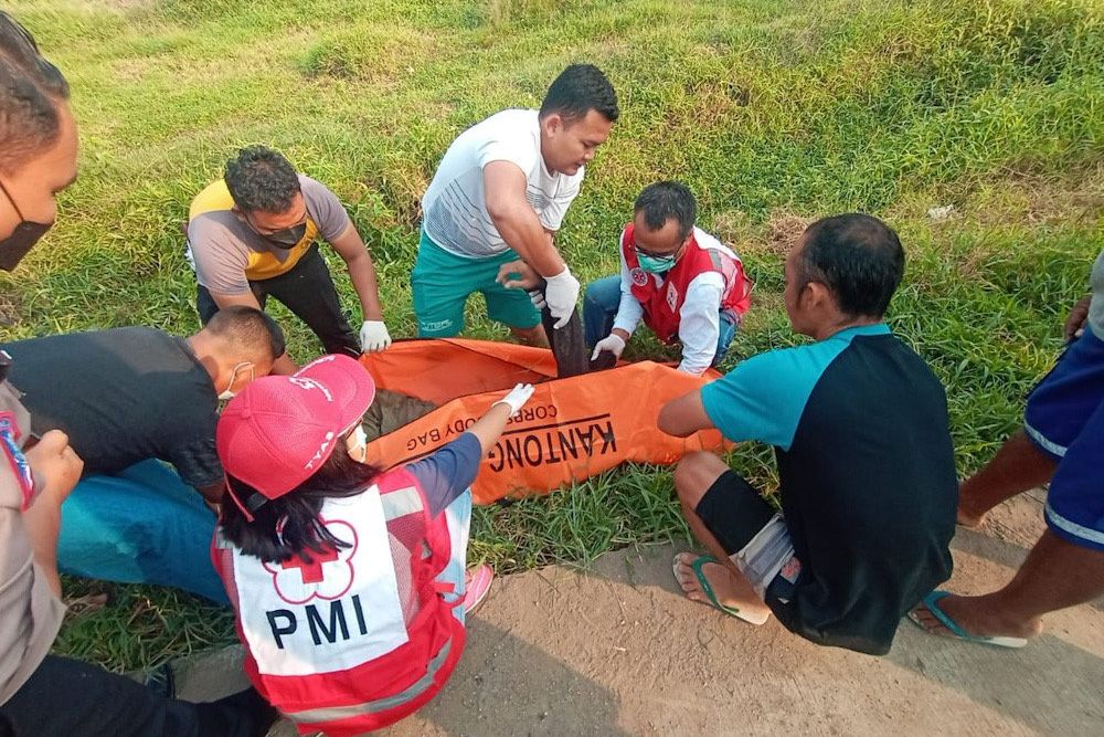 Diduga Mabuk, Boncengan Tiga Naik Motor Sport Warga Bangsal Mojokerto Tewas