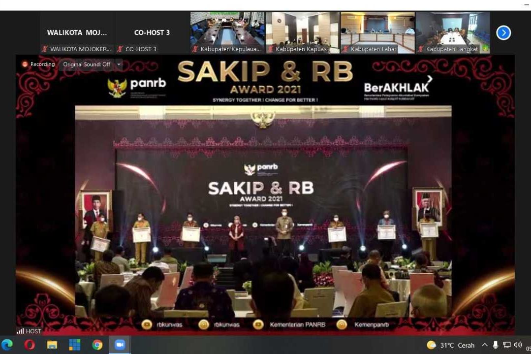 Acara SAKIP RB Award 2021, Kota Mojokerto Raih Predikat B
