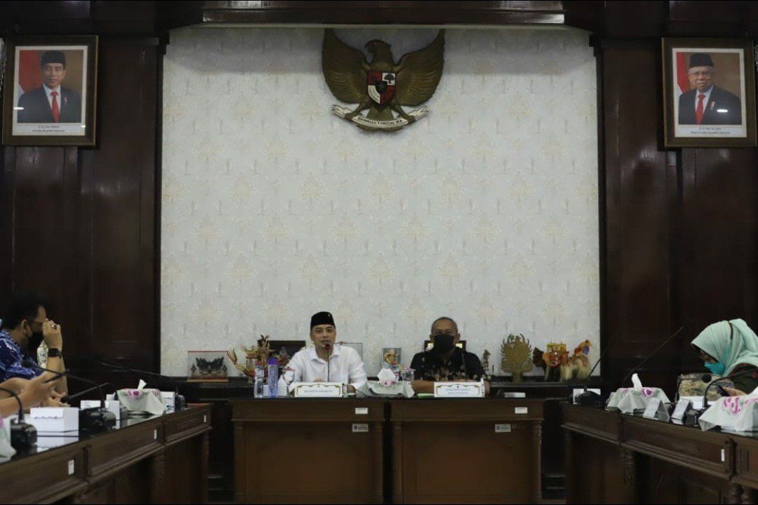 Camat dan Lurah Dipersilahkan untuk Berinovasi Memberikan Layanan Masyarakat