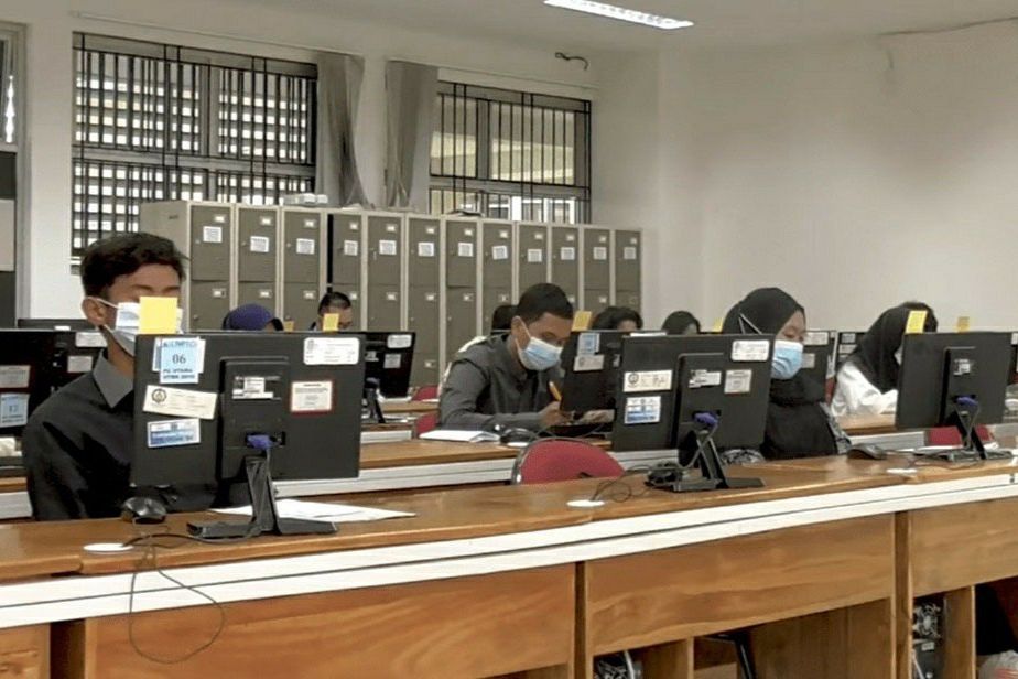 Kemdikbud Ristek Beri Lampu Hijau, ITS Siap Uji Coba Perkuliahan Hybrid
