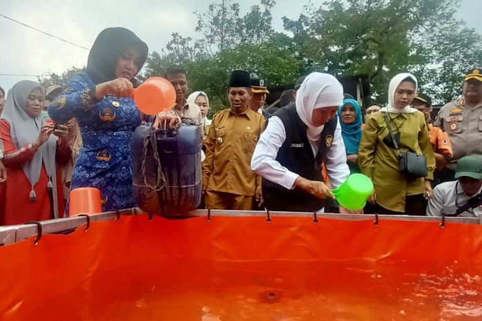 Warga Kunjorowesi Krisis Air Bersih, Pemkab Mojokerto Salurkan Air Bersih 716.000 Liter