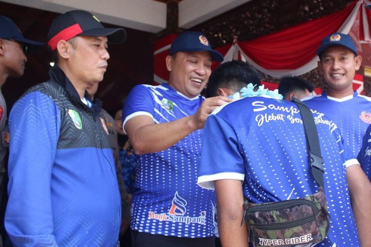 Ketua KONI Sampang Abd Wasik Sukses Dongkrak Prestasi Atletnya di Porprov Jatim 2023