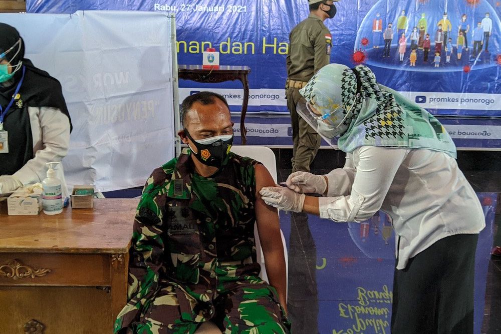 Nyaris Batal, Perwakilan Vaksinasi Forpimda Ponorogo Berjalan Lancar
