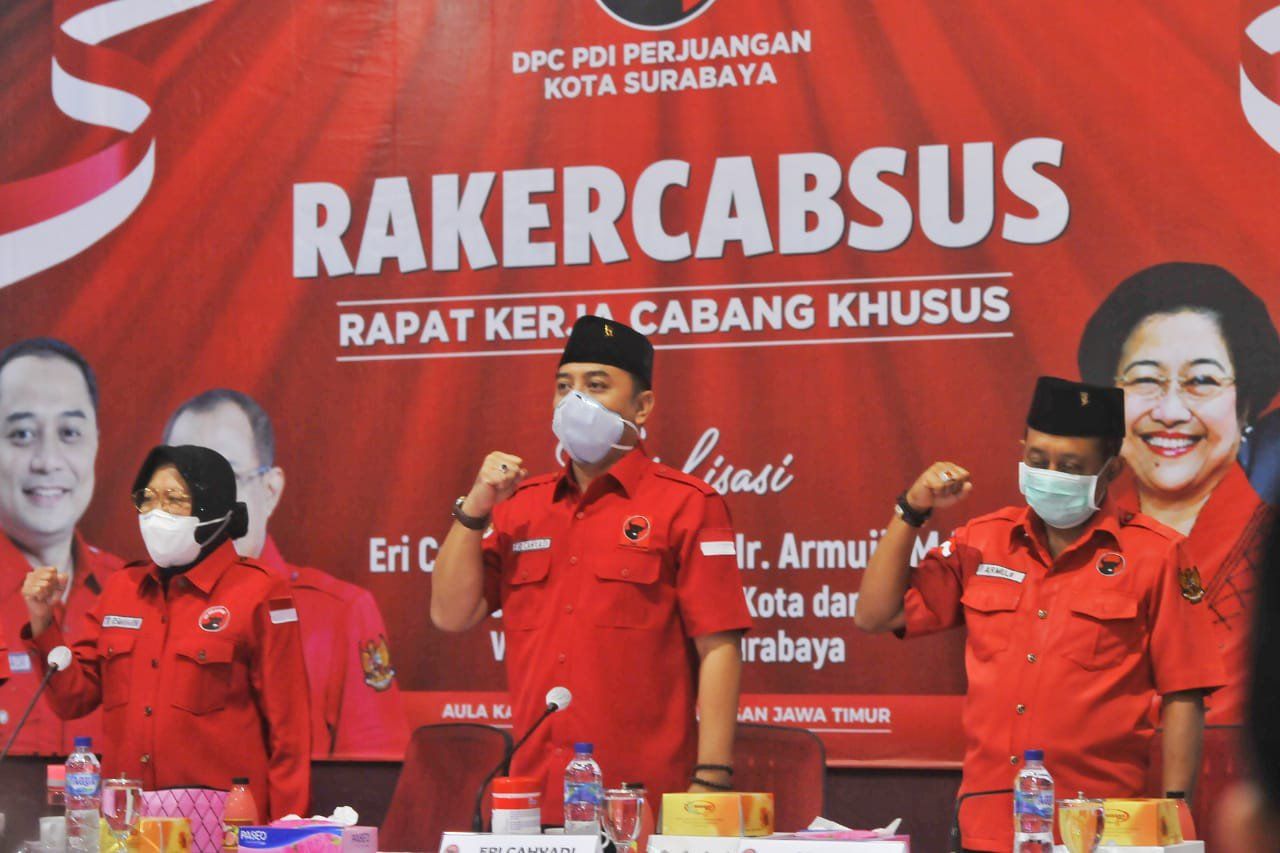 Eri-Armuji Unggul di Survei, Pengamat: Mesin PDIP dan Risma Efektif