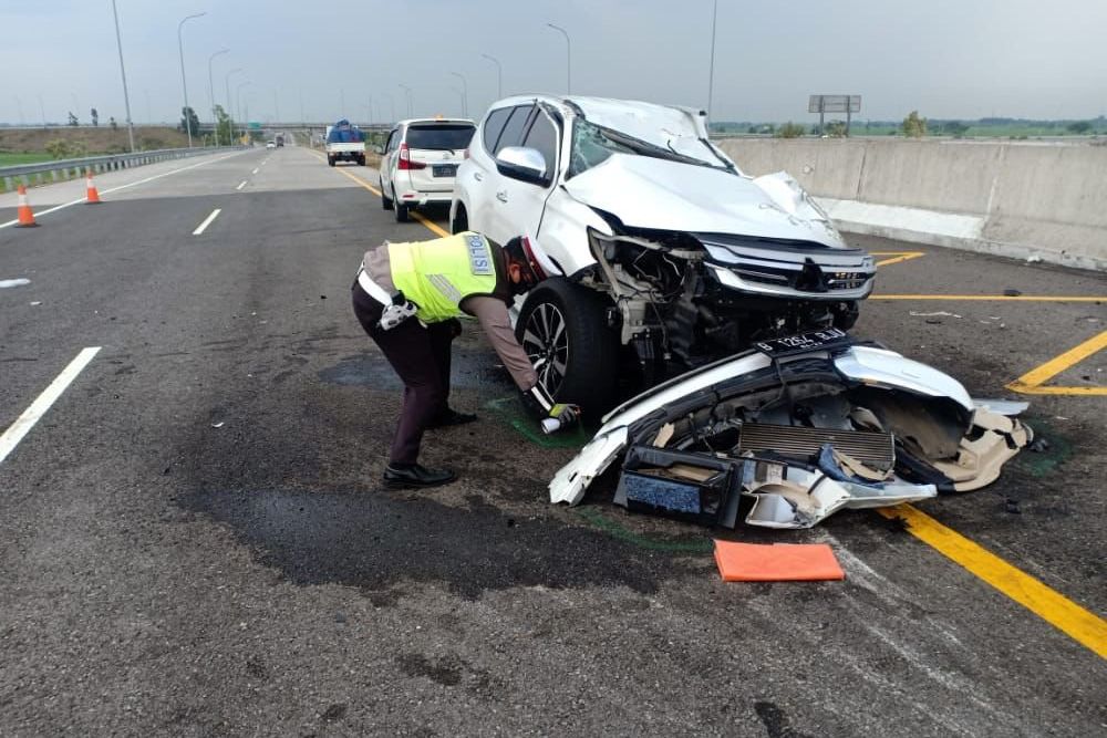 Vanessa Angel dan Suami Meninggal Kecelakaan di Tol Jombang