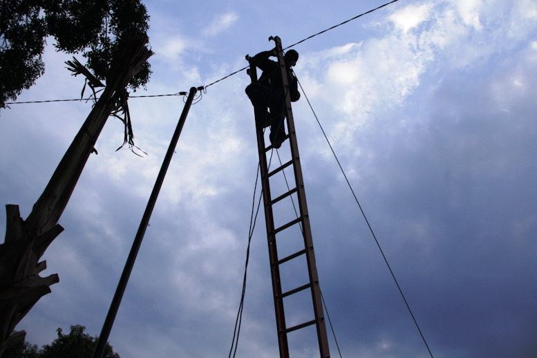 Lanjutkan Program Situbondo Bersinar, Tahun 2023 Pemkab Situbondo Bakal Pasang 948 Unit PJU