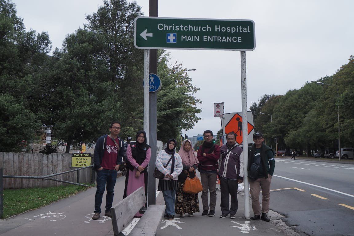 ACT Dampingi Keluarga Zulfirmansyah Tiba di RS Christchurch