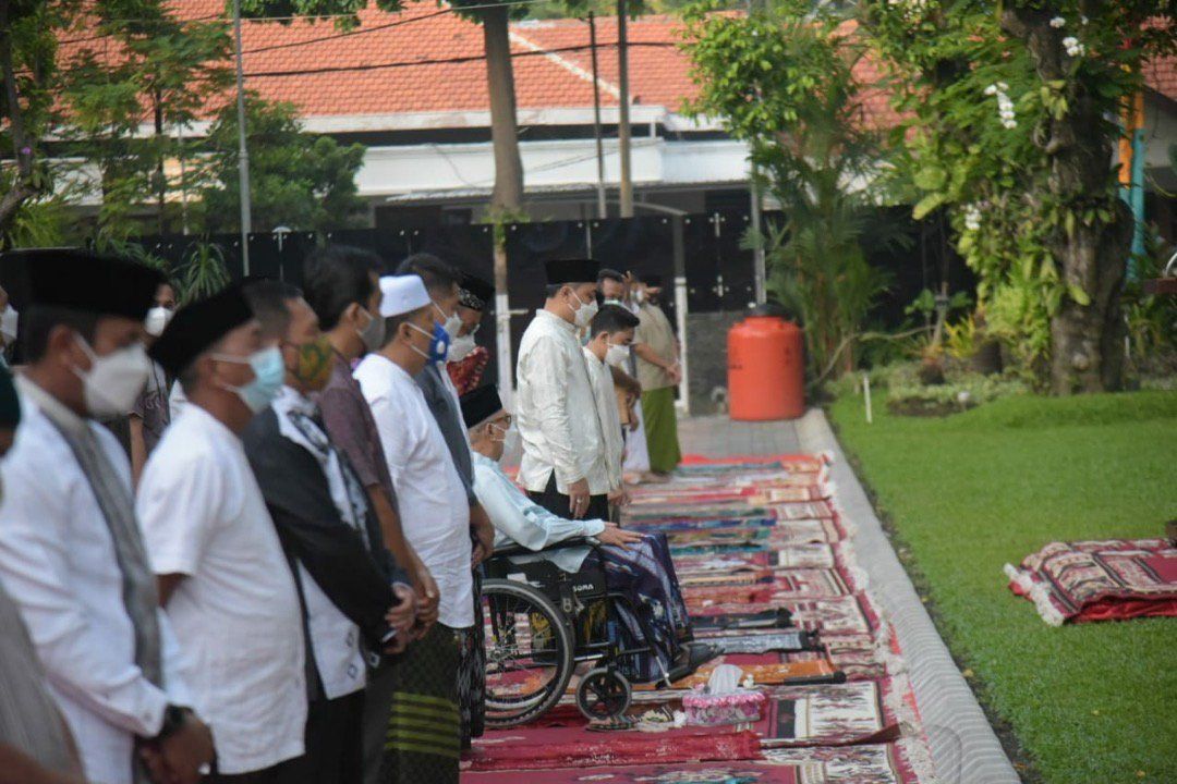 Gelar Salat Idulfitri di Rumah Dinas, Ini Imbauan Wali Kota Surabaya