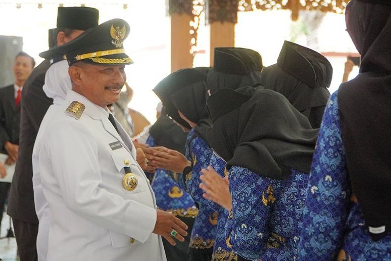 Lantik 197 ASN, Bupati Situbondo Ingatkan ASN Bisa Kerjasama Lintas Sektoral