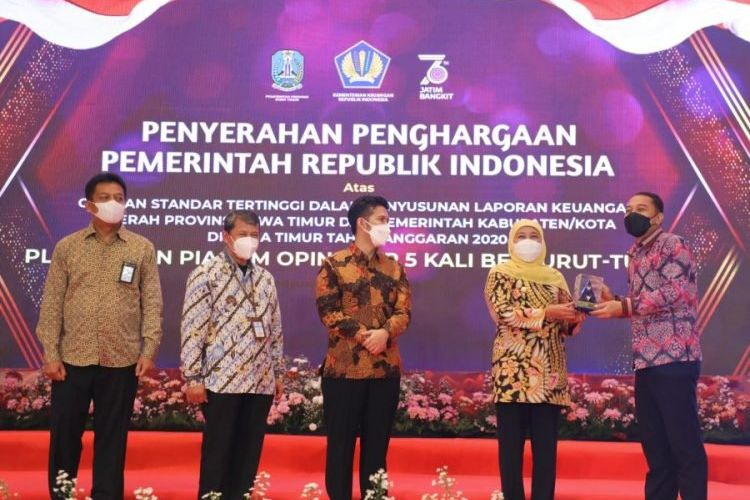Pemkot Surabaya Sembilan Kali Berturut-turut Raih Predikat WTP, Ini Kata Walkot Eri Cahyadi