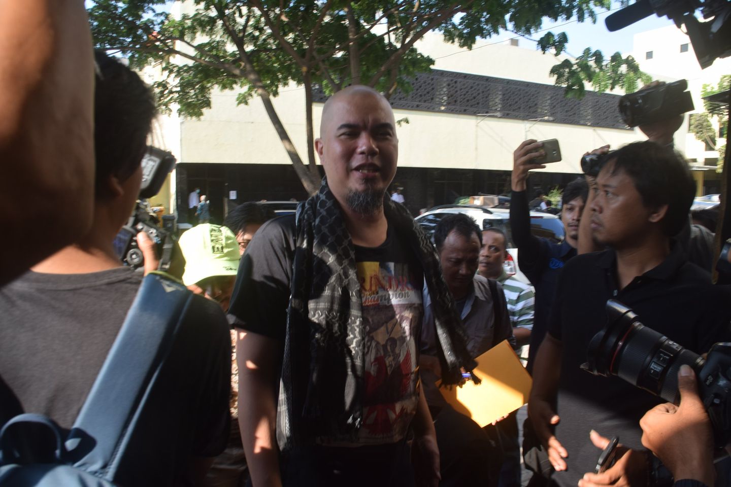 Diduga Terlibat Penipuan, Musisi Ahmad Dhani Mangkir Dua Kali Pemeriksaan Polisi