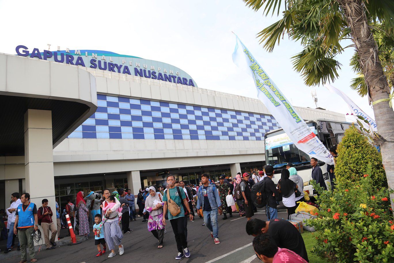 Pelindo Catat Kenaikan Volume Penumpang Mudik Naik 38 Persen