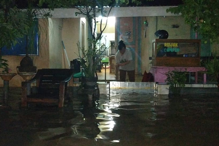 Sungai di Probolinggo Meluap Merendam Dua Dusun