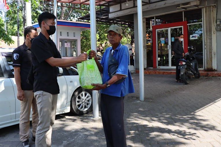 Anggota Narkoba Polres Probolinggo Kota 'Gerebek' Pangkalan Tukang becak, dan Ojol