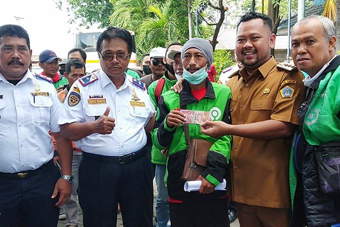 Pemkab Gresik Salurkan Bansos, Subsisi BBM, Hingga Tiket Kapal