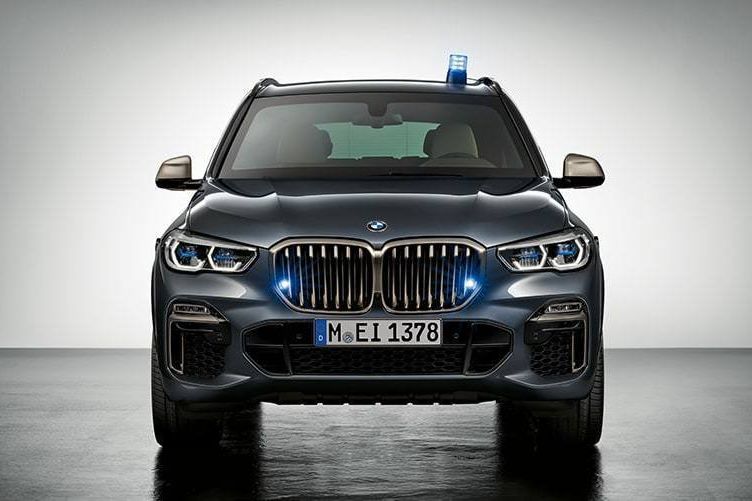 BMW Kenalkan Mobil SUV Antipeluru AK-47