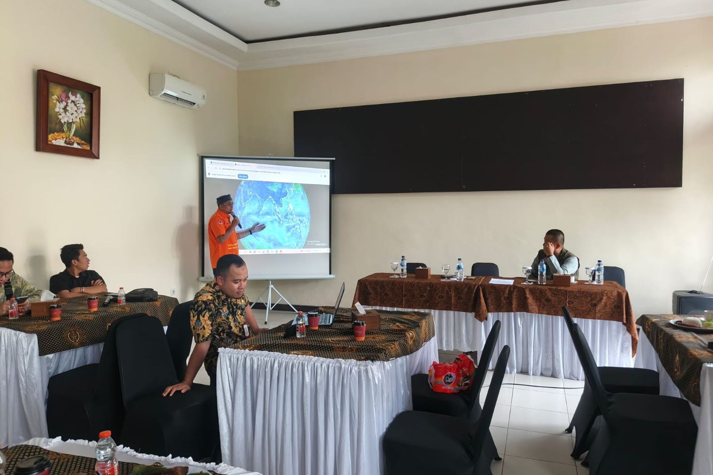 ‎Hujan Ekstrem Mengintai Jawa Timur, BPBD Jatim Imbau Warga Tingkatkan Kesiapsiagaan