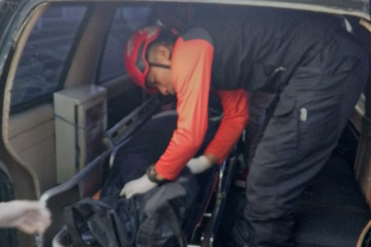 Pengendara RX King Tewas Tabrak Trotoar di Surabaya