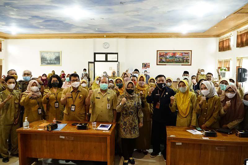 Buka Sosialisasi BOS Dan Bunda PAUD, Ning Ita: Kolaborasi Jadi Kunci