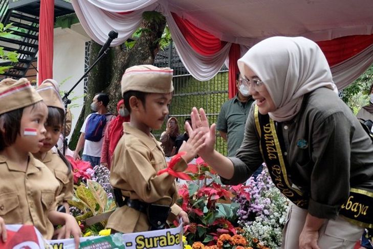Bangun Karakter Sejak Dini, PAUD dan TK se Surabaya Karnawal Hari Pahlawan di KBS