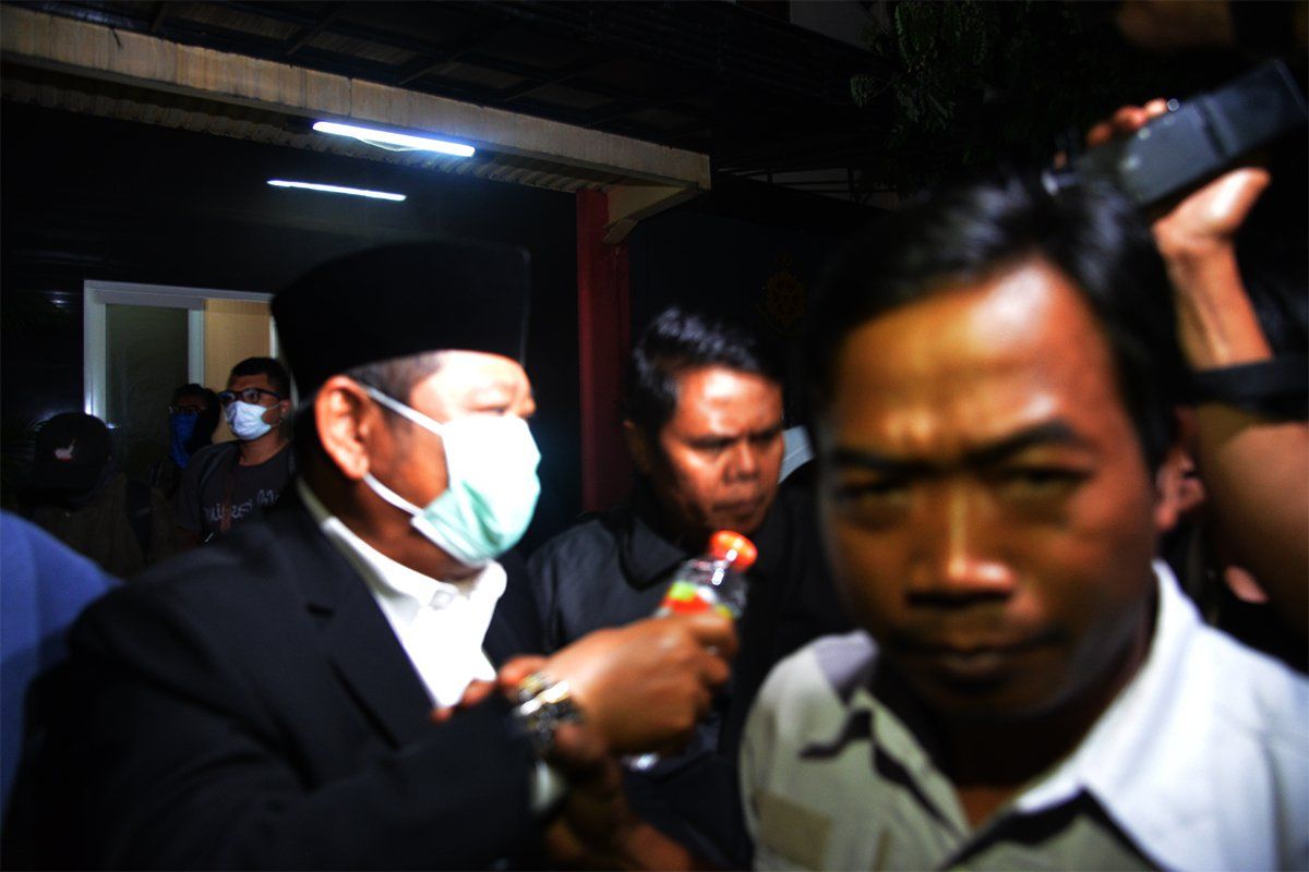 Usai Diperiksa KPK di Polda Jatim, Bupati Sidoarjo Saiful Ilah Dibawa ke Jakarta