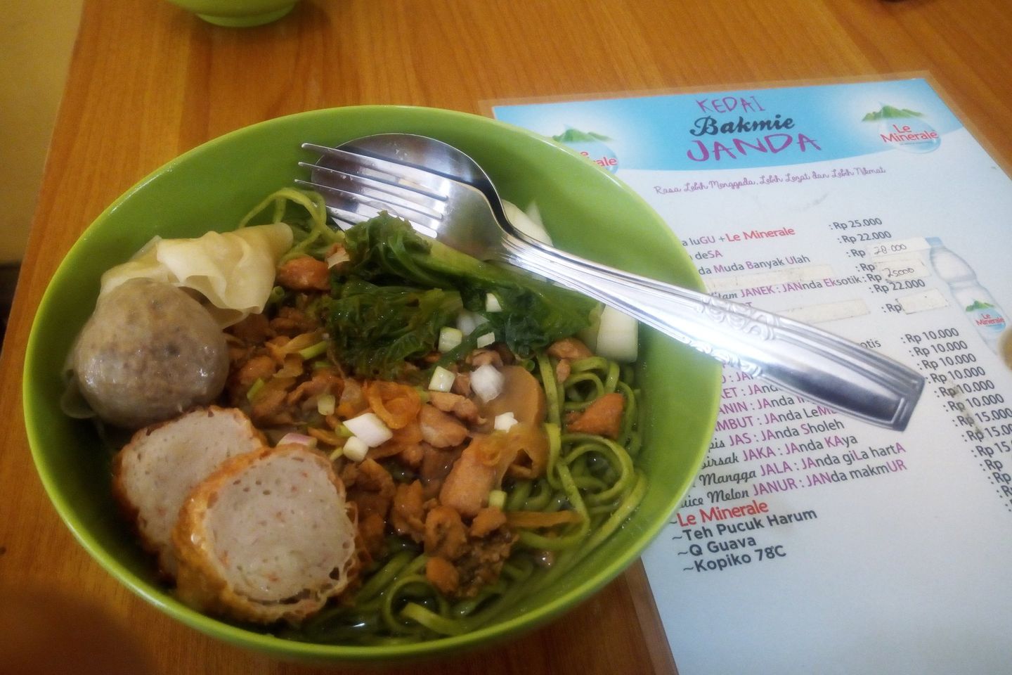 Lezatnya Bakmi “Janda Muda Banyak Ulah” di Surabaya