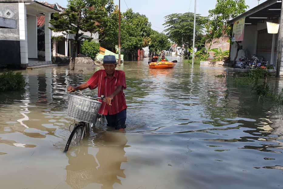Banjir di Mojokerto, Warga Mulai Kekurangan Air Bersih